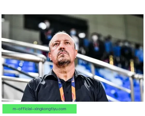 阿基曼与宾尼耶斯激烈对决战平 双方攻防鏖战引发热议